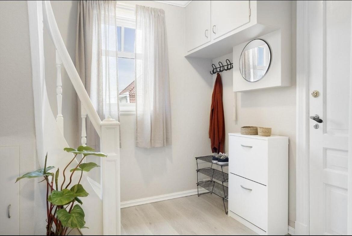 Cozy In The Heart Of Apartment